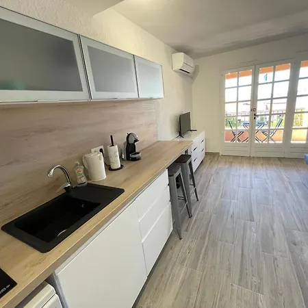 Agay Apartment *